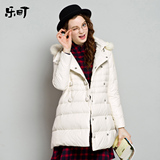 乐町2015冬装新款甜美毛领连帽修身羽绒服 女 中长款加厚 外套