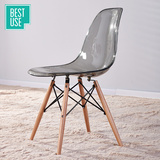 百思宜  设计师家具塑料实木餐椅伊姆斯椅子现代休闲创意椅咖啡椅