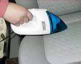汽车用品必备 车载用吸尘器 迷你干湿两用吸车内用 去灰层脏东西