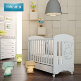 西班牙micuna 进口欧式实木宝宝婴儿床 环保漆带滚轮高档儿童摇床