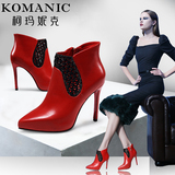 柯玛妮克/Komanic 新款冬季优雅女鞋子 尖头烫钻高细跟短靴K57411