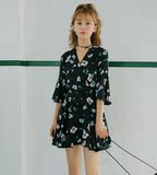 A 夏季女装2016新款韩版喇叭袖V领雪纺连衣裙印花中袖短裙女