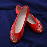 秀禾服婚鞋红色平底结婚绣花鞋红布鞋中式女鞋子新娘鞋古装龙凤褂