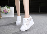 夏季韩版内增高休闲单鞋子女网布透气平底运动跑步系带简约小白鞋