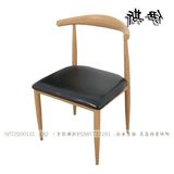 伊斯餐椅铁艺Y字椅木椅子牛角椅洽谈椅餐厅椅子现代简约仿木纹椅