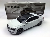原厂1:18上海大众全新速派New Superb 2016款皓月白合金汽车模型