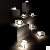 一灯设计师款北欧简约现代创意可爱床头卧室冰块水晶玻璃装饰台灯