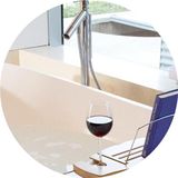 Umbra创意阿库拉浴缸置物架卫浴防滑伸缩式收纳架竹制浴缸储物架