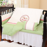 龙之涵新生儿用品婴儿用品小孩床品套装床围床单被子木马床品套件