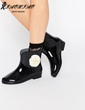 英国正品代购直邮 16新款女鞋花朵点缀套筒防水雨靴及踝短靴 5.28