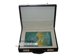 财富至尊 58国钱币珍藏册 外币纸币收藏 配高档密码皮箱 会销礼品