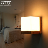 奥美嘉现代简约过道卧室时尚个性壁灯床头灯 创意led玻璃实木墙灯