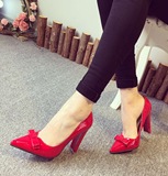蔷薇家气质大红色婚鞋舒适粗跟女鞋长腿超高跟浅口尖头蝴蝶结单鞋