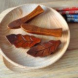 日式餐具 天然原木筷架 木制筷托 筷枕 小鱼/树叶 多款 厨房用品