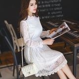 白色蕾丝连衣裙春韩版新款修身长袖连衣裙女中长款蕾丝打底裙加绒