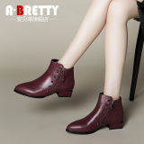 安贝蒂春秋单靴尖头短靴女粗跟低跟铆钉短筒女靴马丁靴酒红色短靴