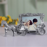 创意欧式公主马车相框摆台 居家礼品结婚纱照片复古金属画框相架