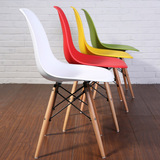 简约设计师椅伊姆斯电脑椅实木休闲餐椅创意洽谈椅北欧餐桌椅组合