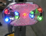 通用山地变速自行车单车骑行装备配件炫酷七彩尾灯警示灯闪烁灯