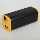 头灯USB自行车灯防水电池盒5V充电宝移动电源8.4V18650锂电池组