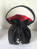 L'OREAL/欧莱雅专柜11月赠品包 黑色抽绳收纳袋 化妆包 小手拎包