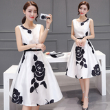 韩版衣服时尚30-35-40岁夏装新款中年妇女装妈妈百搭过膝盖连衣裙