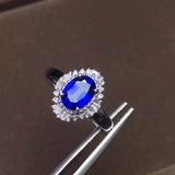 皇家蓝 斯里兰卡蓝宝石戒指18k金镶天然钻石  裸石1.6克拉 附证书