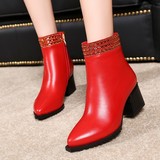 红色短靴 秋冬款女鞋真皮马丁靴 时尚气质粗跟女士皮鞋中跟单鞋子
