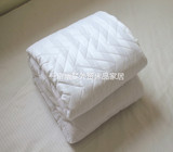 外贸：特价白色纯棉加密绗缝夹棉床笠床护垫床罩（二合一两用）