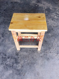 厂家直销实木钢管小方凳学校学生培训课桌椅矮凳儿童小凳子简易凳