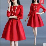 2016季新款一字领大码敬酒礼服红色连衣裙秋装长袖印花蓬蓬裙打底