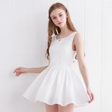 日系可爱连衣裙女夏甜美小清新纯色白色连衣裙圆领高腰显瘦新款装
