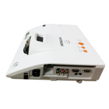 日立HCP-k28/K31 Q200 q300短焦投影机/教学培训会议搭配电子白板