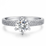 珠宝珠宝18K白金钻戒皇冠六爪百年经典钻石戒指60分豪华群镶正品