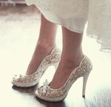 婚鞋定制蕾丝镂空花朵蝴蝶结高跟鞋新娘礼服宴会派对鱼嘴女单鞋