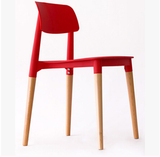 休闲洽谈桌椅餐椅简约时尚实木塑料椅创意Eames伊姆斯椅子
