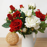3头玫瑰花仿真花高品质成品假花客厅室内装饰花卉欧式餐桌花绒布