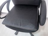 天然乳胶坐垫办公椅垫子 正方形红黑白色 皮革纹耐脏 湾月Lunebay