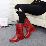 韩版杂志春季新款女式中筒雨靴时尚铆钉雨鞋防滑橡胶鞋水鞋套鞋
