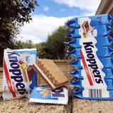澳洲代购进口Knoppers德国牛奶榛子巧克力威化饼干8连包休闲零食