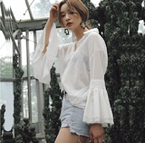 2016韩国东大门代购夏新复古喇叭袖 超人气纯色经典长袖衬衫女
