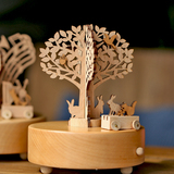 正品日本木质雕花音乐盒发条自动旋转兔子创意男女生日情人节礼物