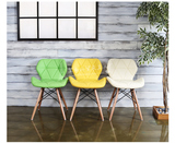 伊姆斯新款绿色皮革简约现代餐椅接待椅椅展会椅设计师创意椅子