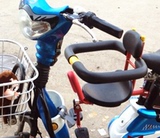 婴儿自行车塑料前挂椅儿童前置座椅宝宝安全靠背椅