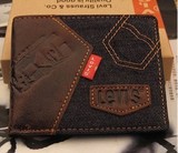 正品代购专柜Levi's李维斯牛仔钱包男士复古短款真皮牛皮钱夹包包