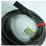 电感式接近开关 TL-W3MC1 12-24V NPN常开直流三线传感器 质保1年