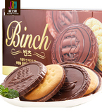 韩国进口 乐天Binch宾驰巧克力夹心饼干 好吃的办公室零食品 102g