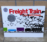 Freight Train火车快跑Donald Crews美国凯迪克得奖绘本 幼儿绘本