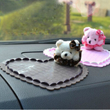 汽车用品卡通防滑垫车载可爱小熊装饰品车内车上用高档硅胶止滑垫
