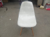 休闲洽谈桌椅餐椅简约时尚塑料椅创意Eames伊姆斯椅子LC01